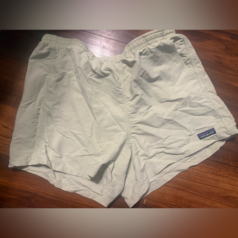 Patagonia women’s  Pale Green Shorties